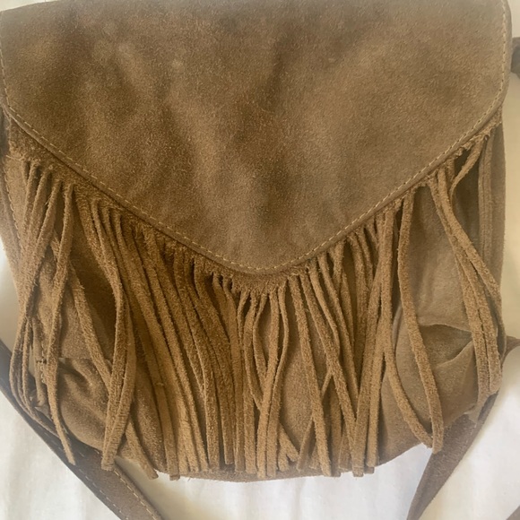 Brandy Melville Fringe Crossbody Bag 💫 - Picture 3 of 4